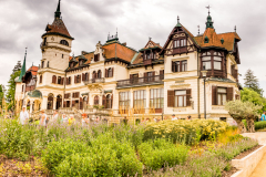 Zoo Zlin Lesna Chateaux